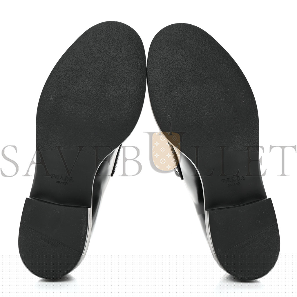 Pra*a spazzolato metal triangle logo 50mm loafers 40 black