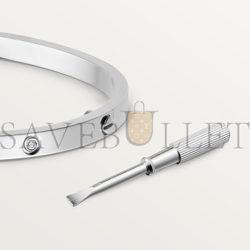 CARTIER LOVE BRACELET, SMALL MODEL, 10 DIAMONDS B6048017