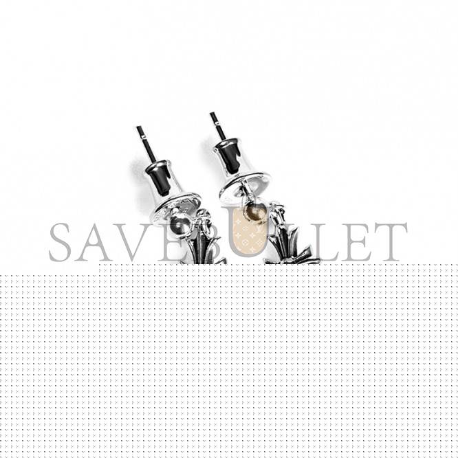 Ch**me He**ts tiny e ch plus drop earrings