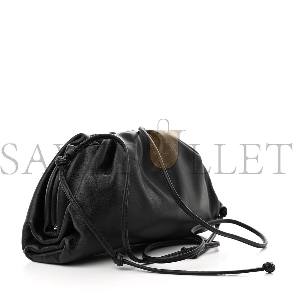 bo*te*ga Ve*ne*ta butter calfskin the mini pouch black (21*12*5cm)