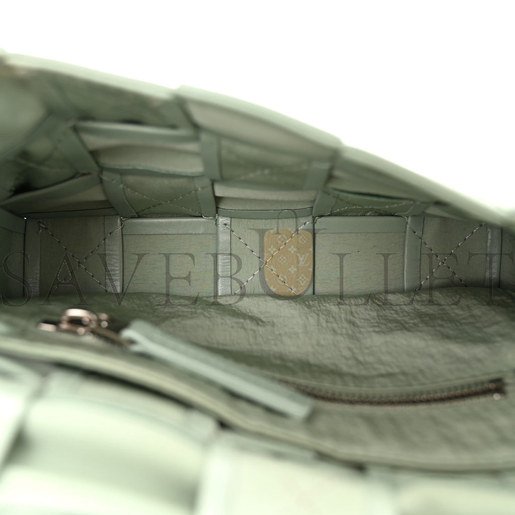 bo*te*ga Ve*ne*ta paper calfskin maxi intreccio cassette crossbody bag sage (19*12*4cm)