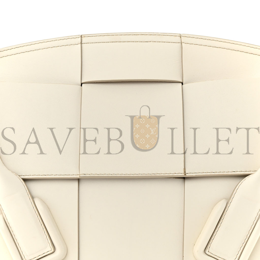 bo*te*ga Ve*ne*ta french calfskin maxi intrecciato small arco bianco (22*20*8cm)