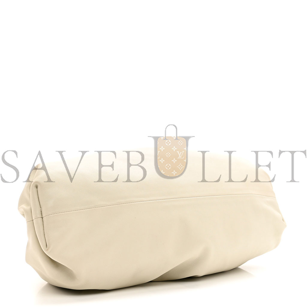 bo*te*ga Ve*ne*ta smooth butter calf the pouch oversized clutch mist (39*23*8cm)