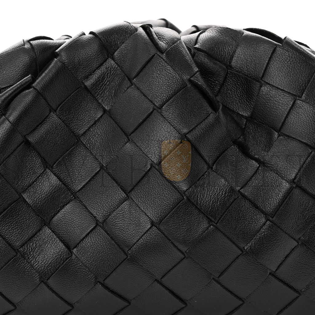 bo*te*ga Ve*ne*ta nappa intrecciato the mini pouch black (22*15*7cm)