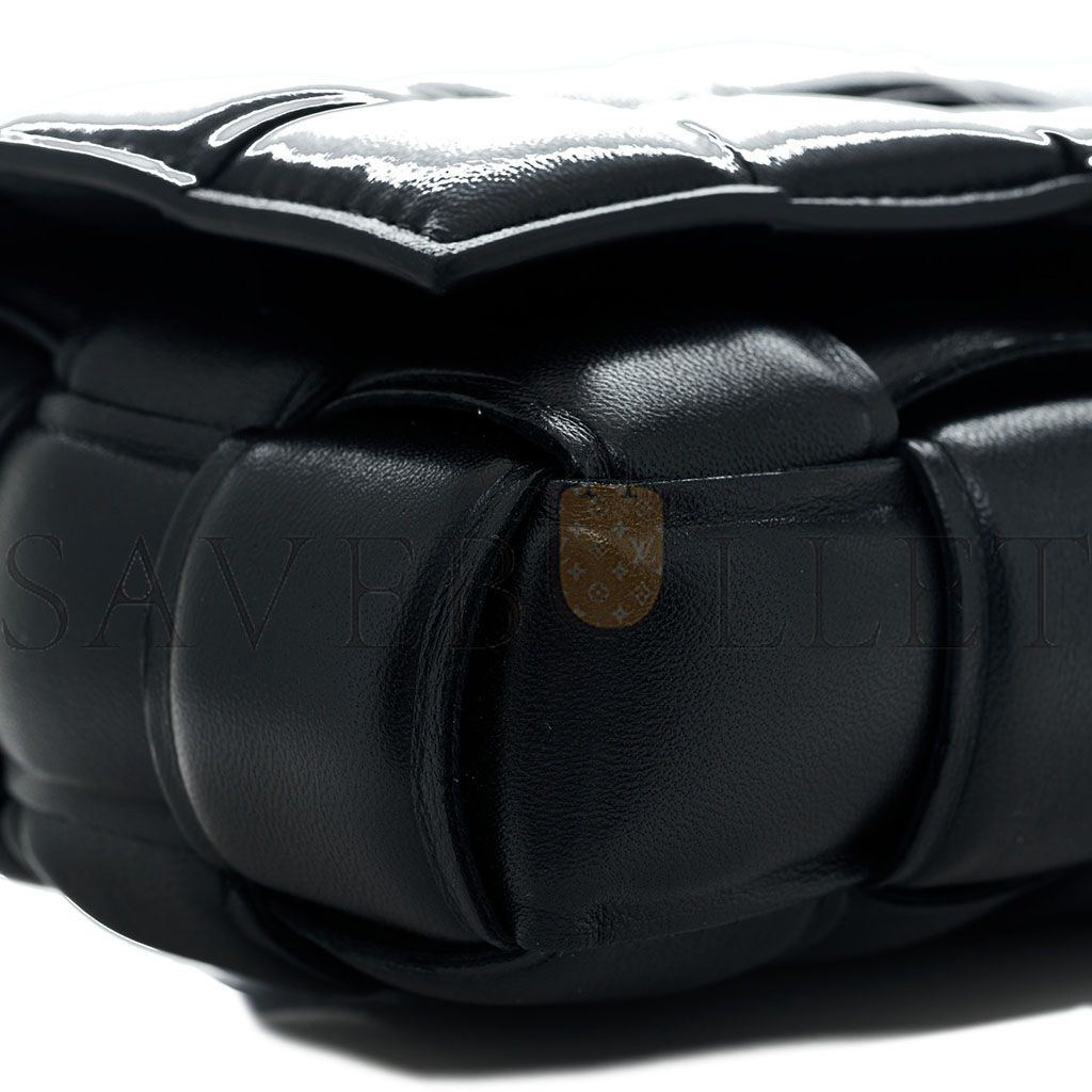 bo*te*ga Ve*ne*ta nappa maxi intrecciato small padded cassette crossbody bag black (19*12*5cm)