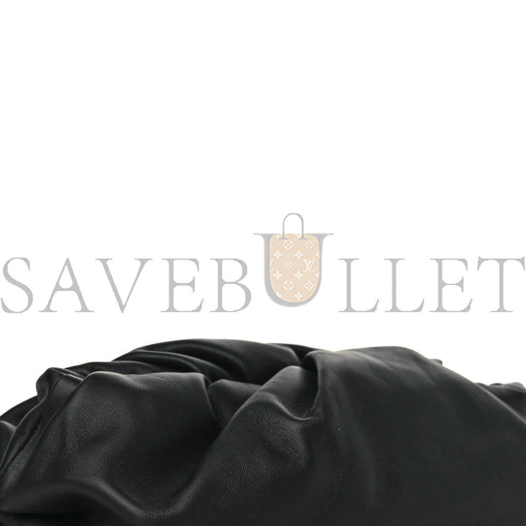 bo*te*ga Ve*ne*ta calfskin belt bag black (29*15*10cm)