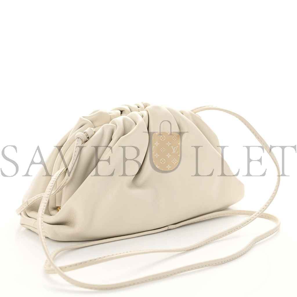 bo*te*ga Ve*ne*ta butter calfskin the mini pouch plaster (23*11*5cm)