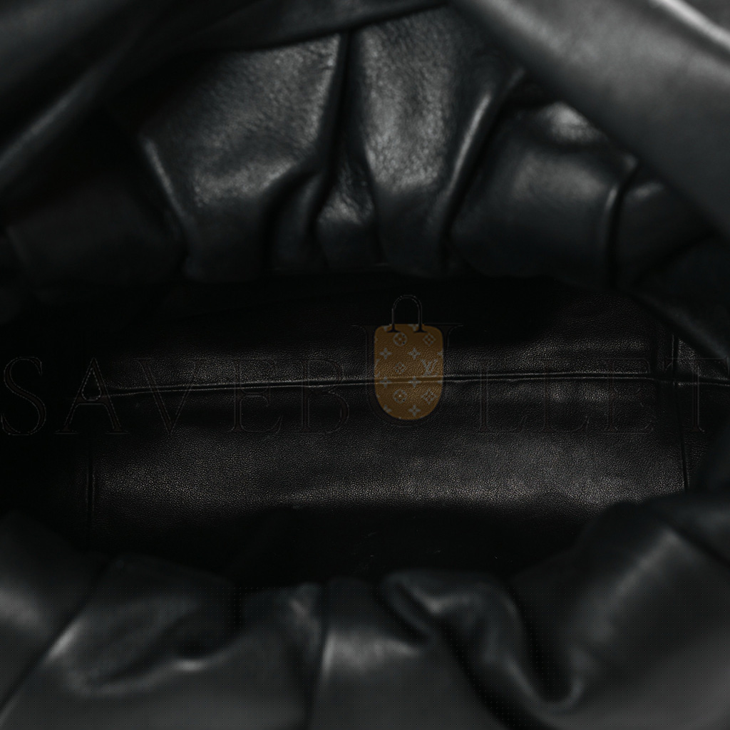 bo*te*ga Ve*ne*ta smooth butter calfskin small the shoulder pouch black (38*22*9cm)
