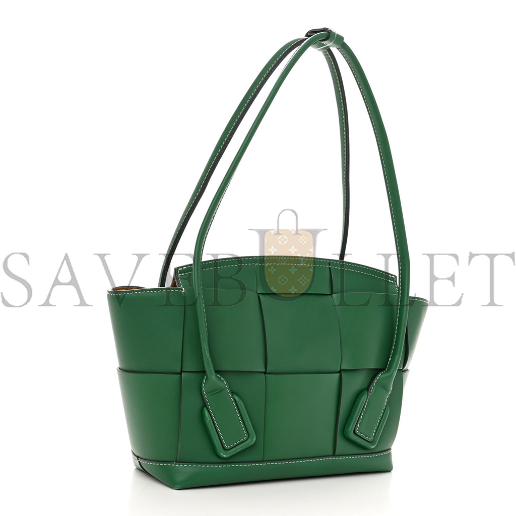 bo*te*ga Ve*ne*ta french calfskin maxi intrecciato arco 33 racing green (22*22*9cm)