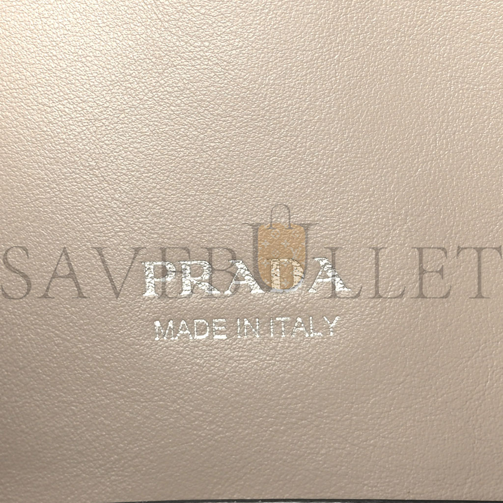 Pra*a soft calfskin large concept tote pomice (30*25*21cm)