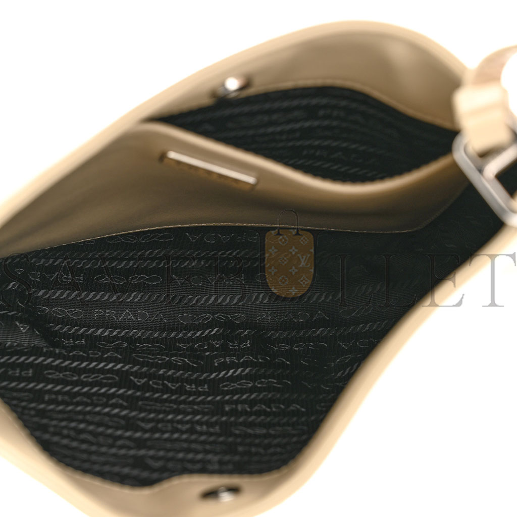 Pra*a spazzolato cleo shoulder bag deserto (27*23*5cm)