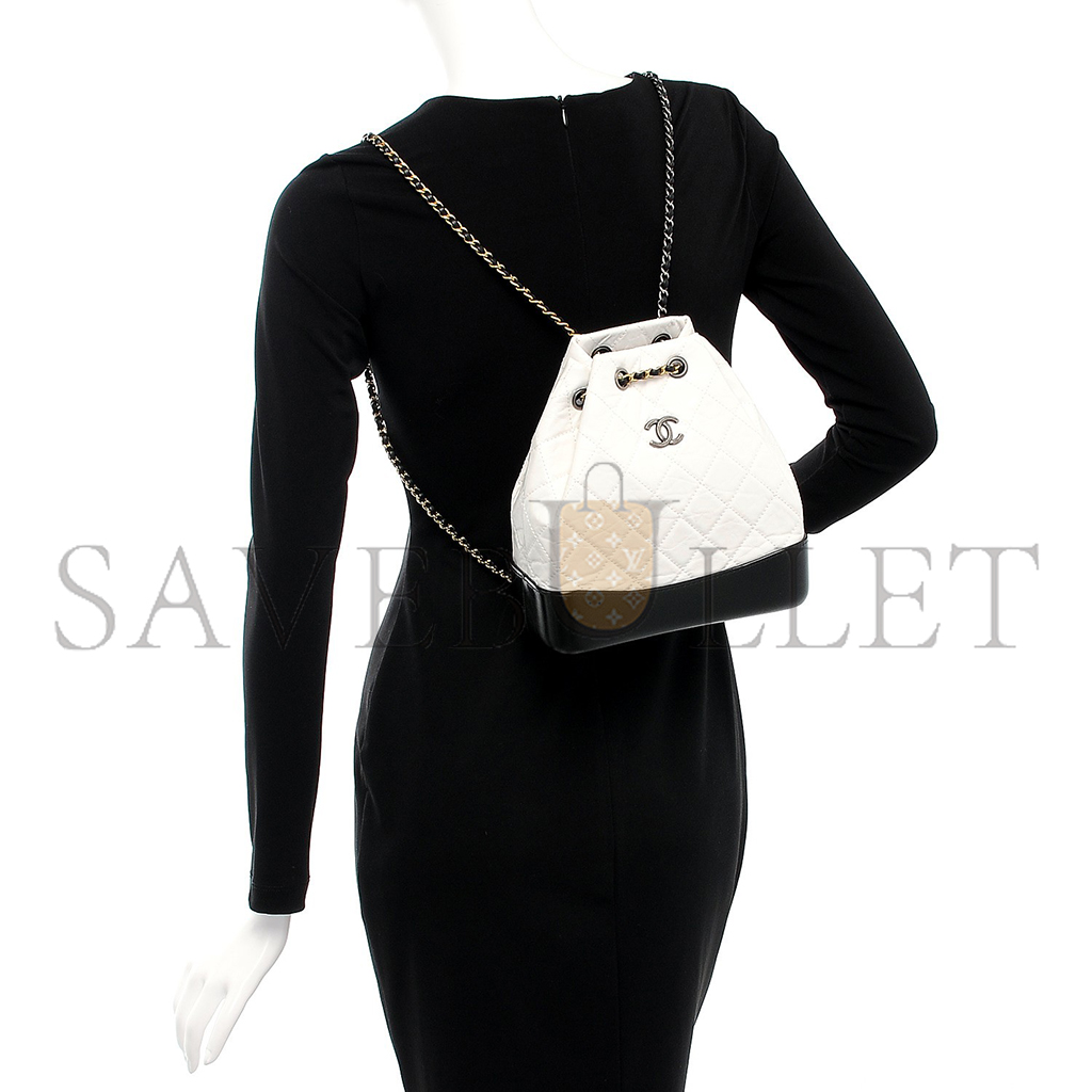 Ch*el master aged calfskin quilted small gabrielle backpack black white a94885 (23*22.5*10.5cm)