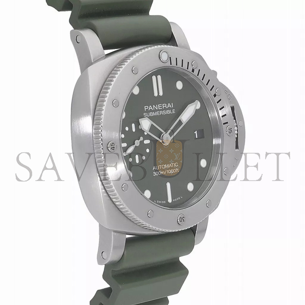 Pa*e*ai luminor submersible green dial watch pam01055