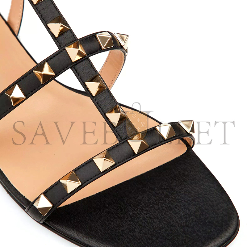 VALENTINO ROCKSTUD FLAT CALFSKIN SANDAL WITH STRAPS 5W2S0A05VOD_0NO