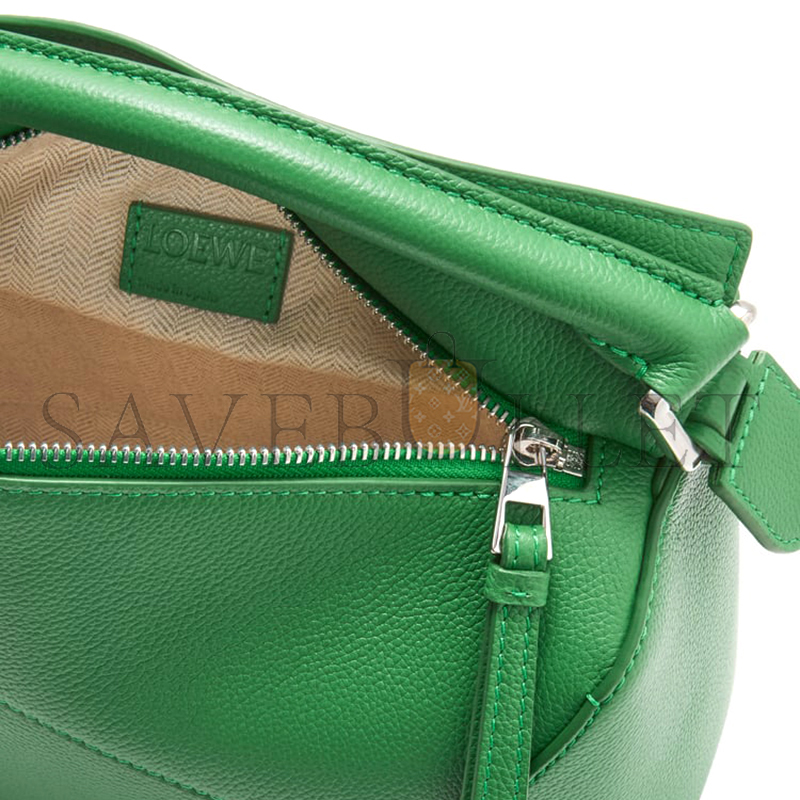 L0ew* small puzzle edge bag in soft grained calfskin a510p60x77-4748 (24*16.5*10.5cm)