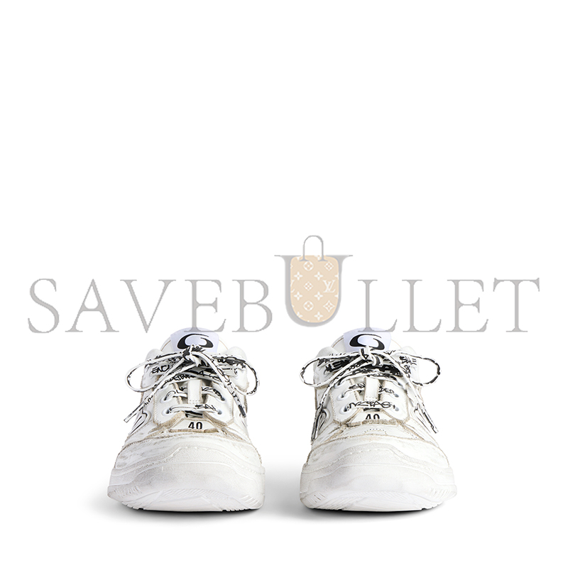 Ba1en*iaga HAMPTONS MEDIUM WORN-OUT SNEAKER IN WHITE 841763WCURS9000