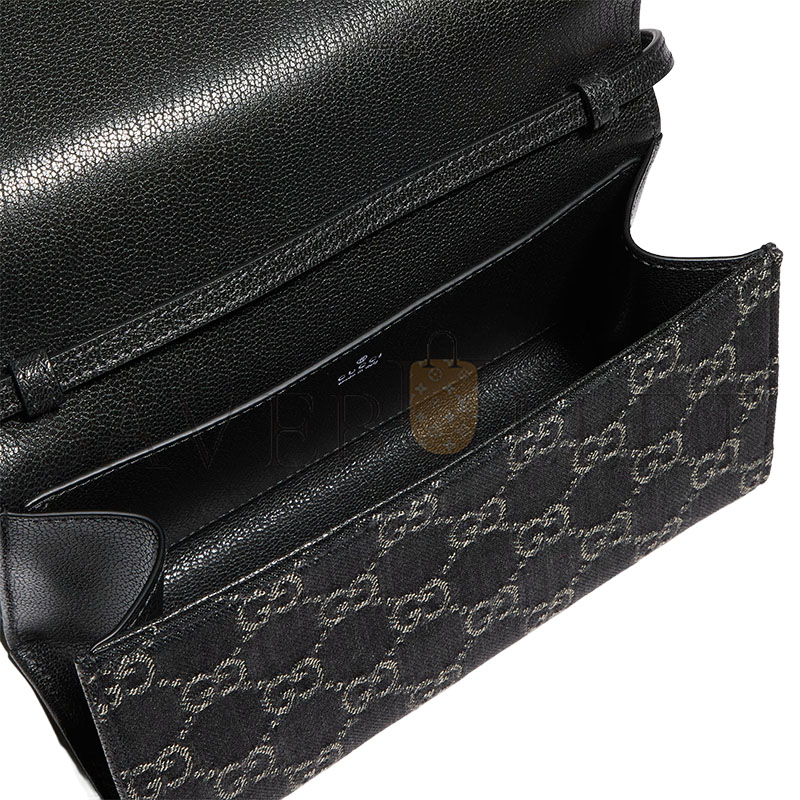 Gvc*1 SMALL POUCH WITH STRAP AND Gvc*1 PLAQUE ‎A002KG (23*11.5*8cm)