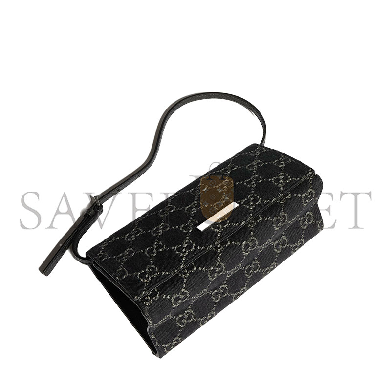 Gvc*1 SMALL POUCH WITH STRAP AND Gvc*1 PLAQUE ‎A002KG (23*11.5*8cm)