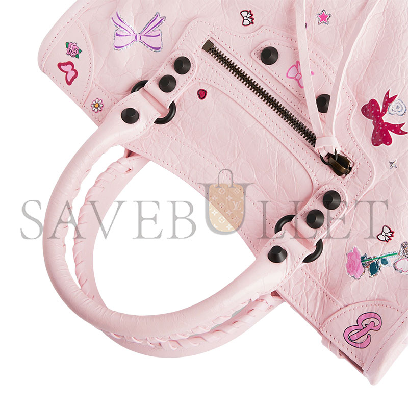 Ba1en*iaga LE CITY BAG SMALL IN PETAL PINKMULTICOLOR 8114422ACE55783 (30*19*9.6cm)