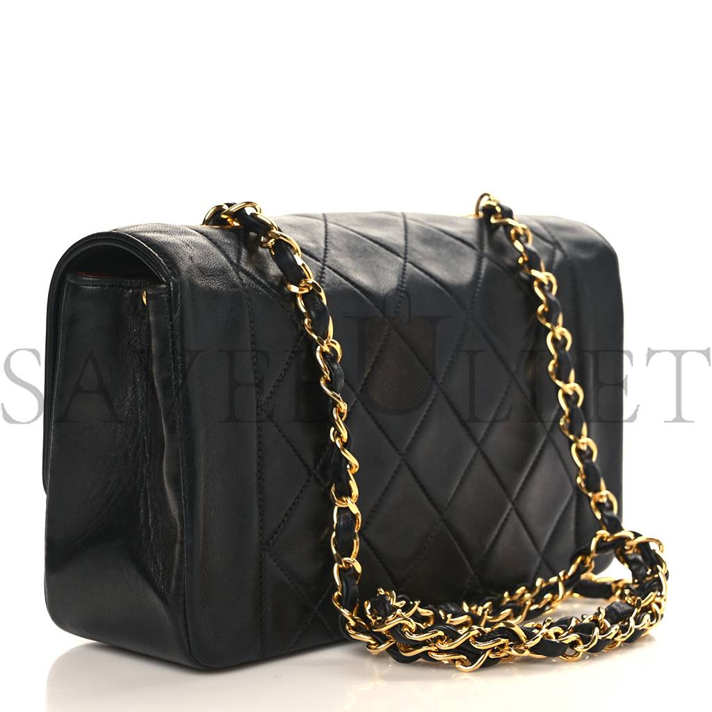 Ch*el lambskin quilted small single flap black gold hardware (23*15*5cm)