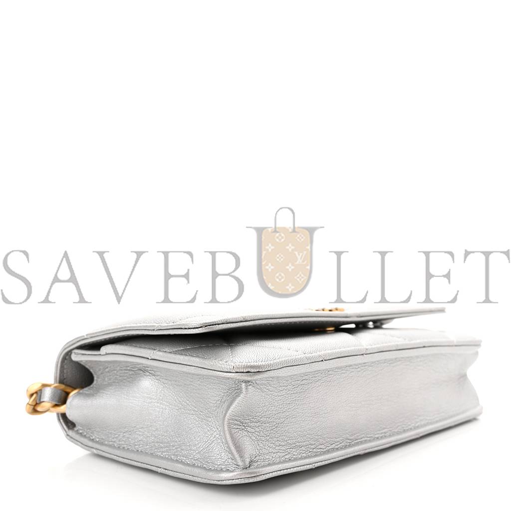 Ch*el metallic lambskin quilted Ch*el 19 wallet on chain woc silver (19*11*3cm)