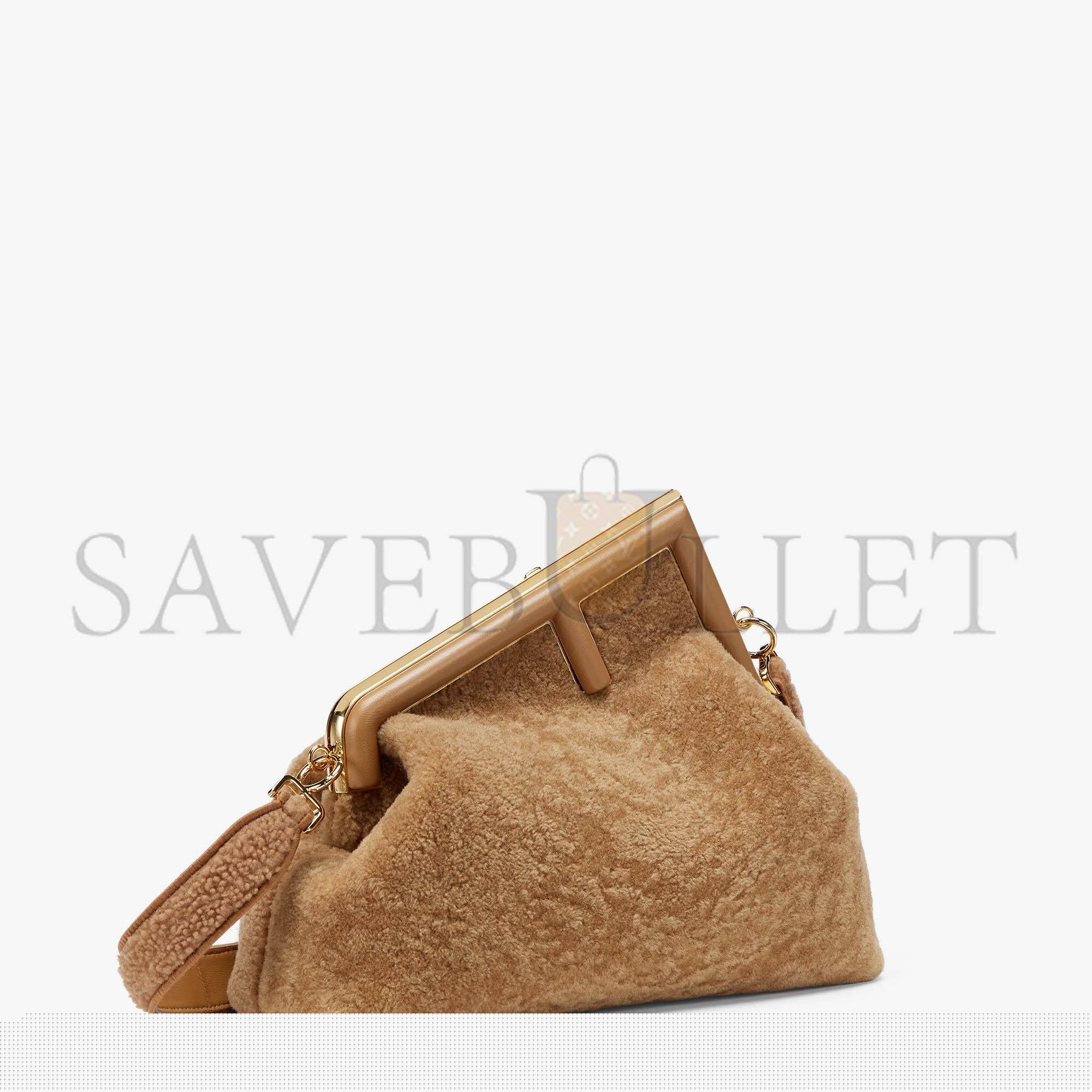 F**di first medium - beige sheepskin bag 8bp127ahnaf0j2d (32.5*23.5*15cm)