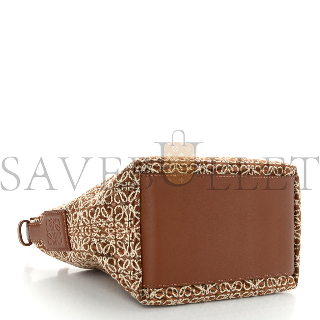 l*ew* jacquard anagram calfskin small cubi bag tan pecan (20*18*13cm)