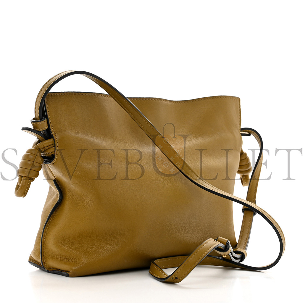 l*ew* calfskin mini flamenco knot clutch ochre (22*19*7cm)
