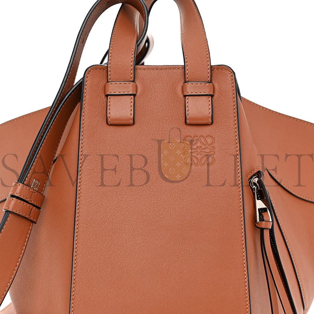 l*ew* calfskin small hammock shoulder bag tan (30*25*13.5)