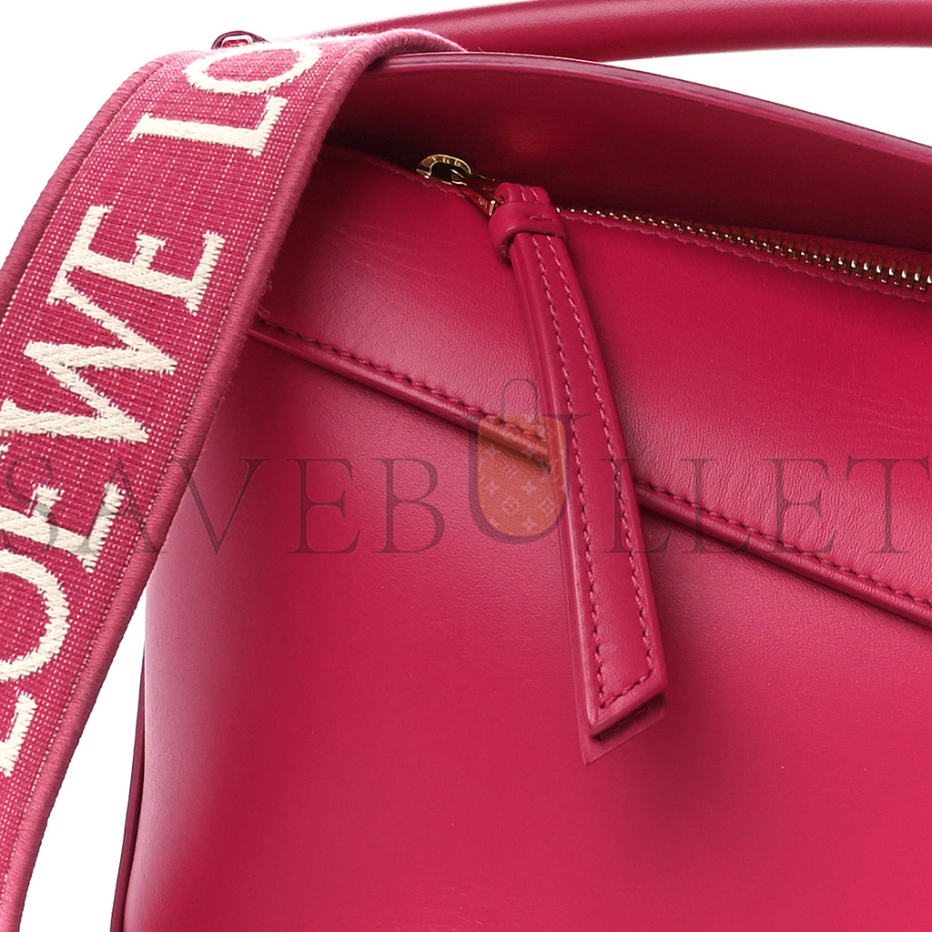 L0ew* satin calfskin monochrome small puzzle edge bag ruby red glaze (24*16.5*10.5cm)