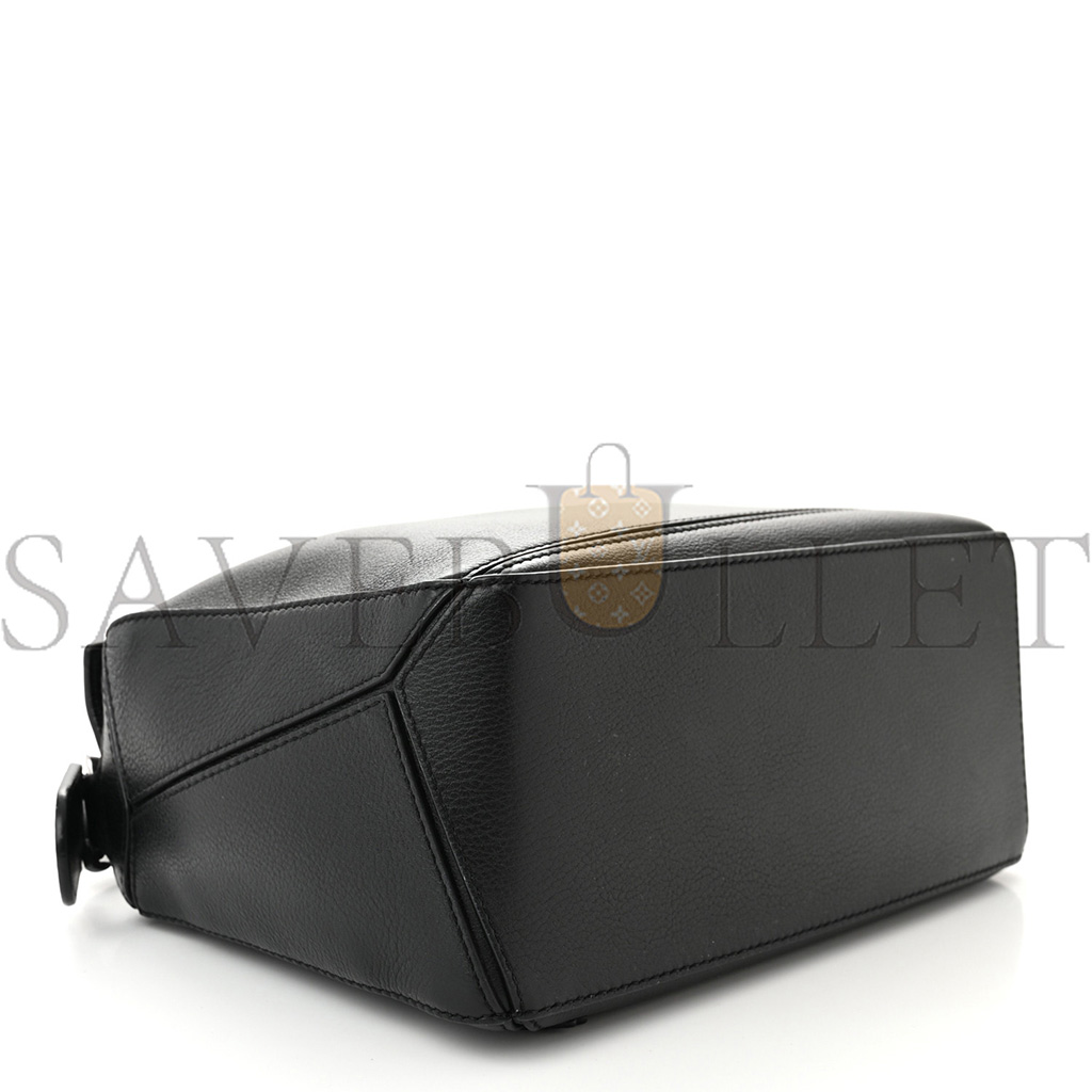 l*ew* calfskin small puzzle bag black (24*16.5*10.5cm)