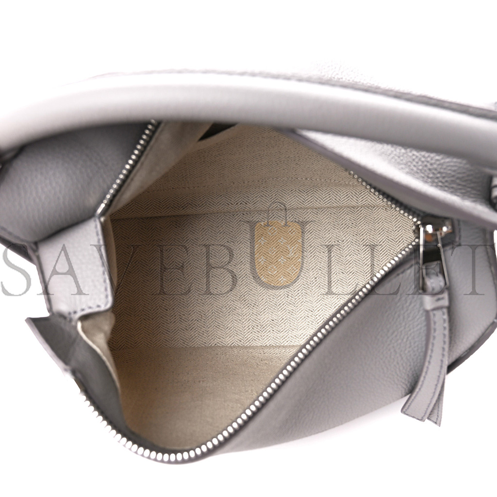 l*ew* soft grained calfskin small puzzle edge bag pearl grey (24*16.5*10.5cm)