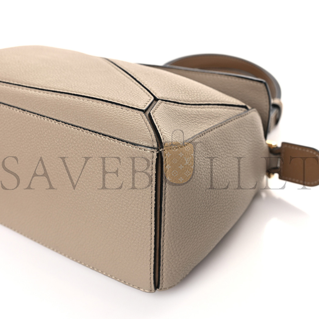 l*ew* grained calfskin small puzzle bag sand mink (24*16.5*10.5cm)