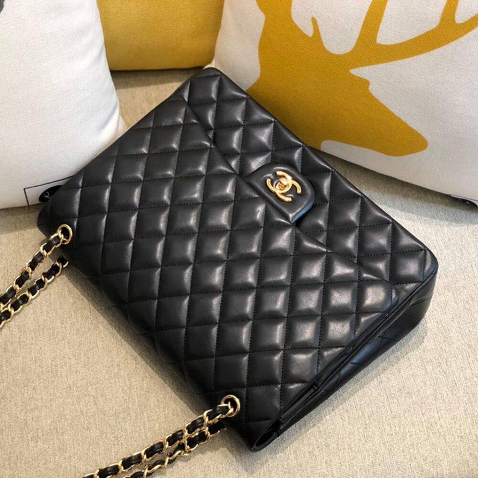 Ch*el classic flap maxi black caviar leather gold hardware (33*22*9cm)
