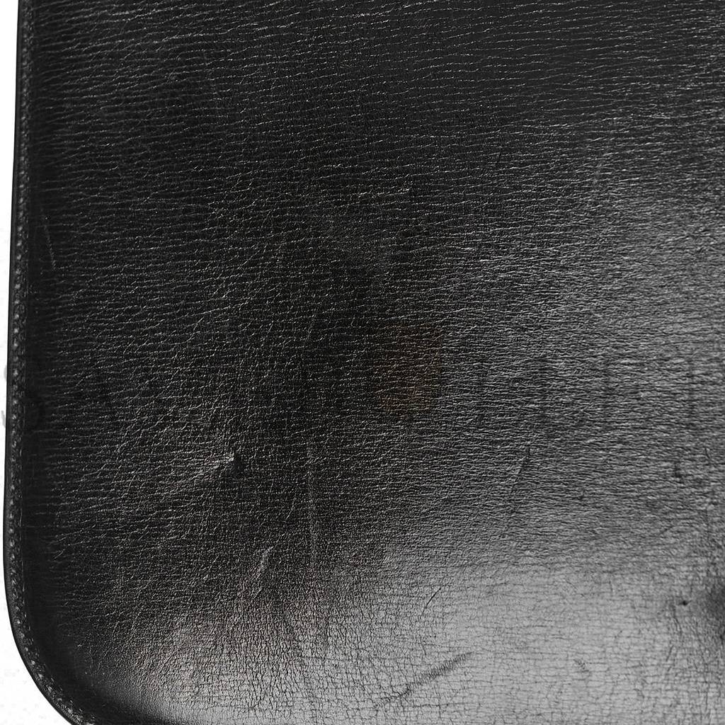 Ce**e box calfskin medium classic box flap bag black (23*18*7cm)