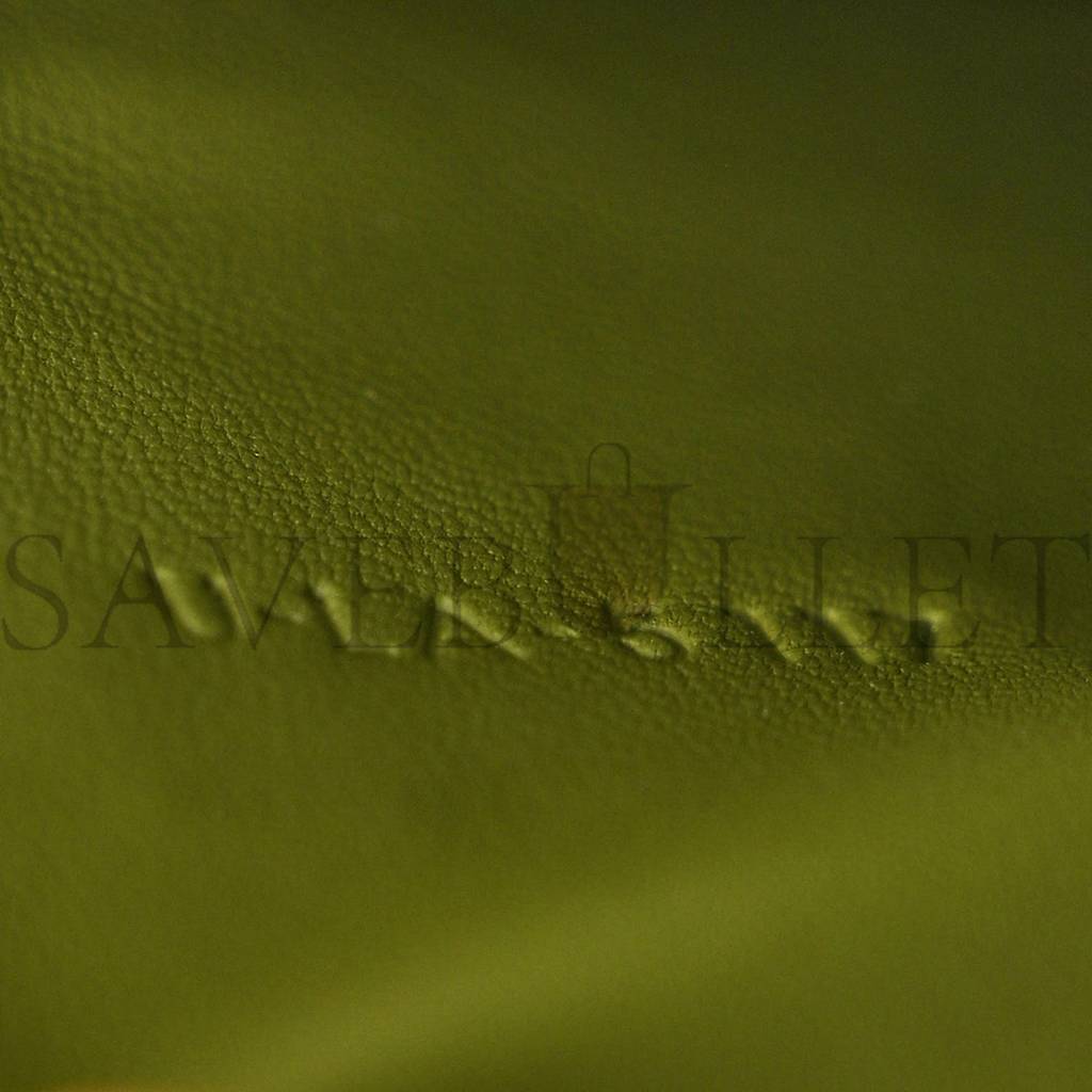 Ce**e box calfskin classic box medium flap bag army green (23*18*6cm)