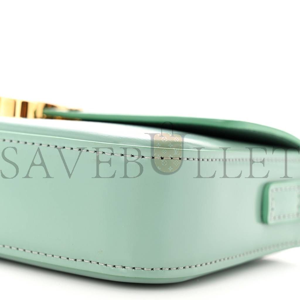 Ce**e shiny calfskin triomphe shoulder bag celadon (20*12*4cm)