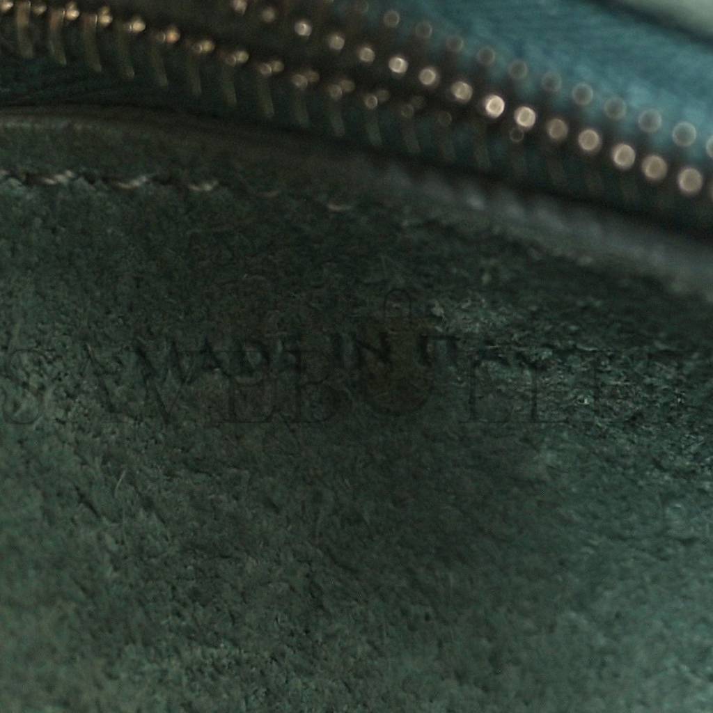 Ce**e soft grained calfskin small sangle bucket bag green (25*18*13cm)