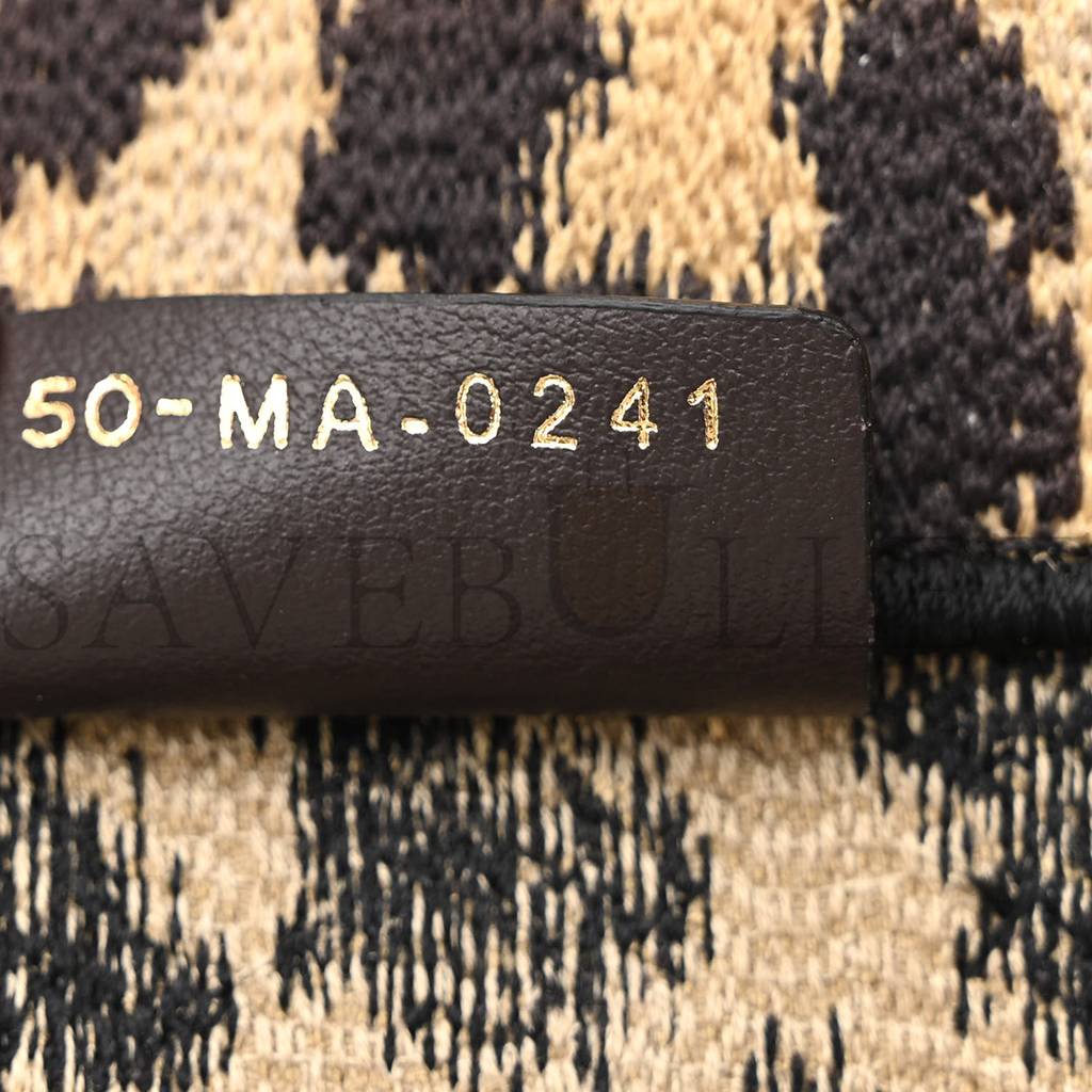 D*or canvas mizza embroidered large leopard book tote beige (42*33*15.2cm)