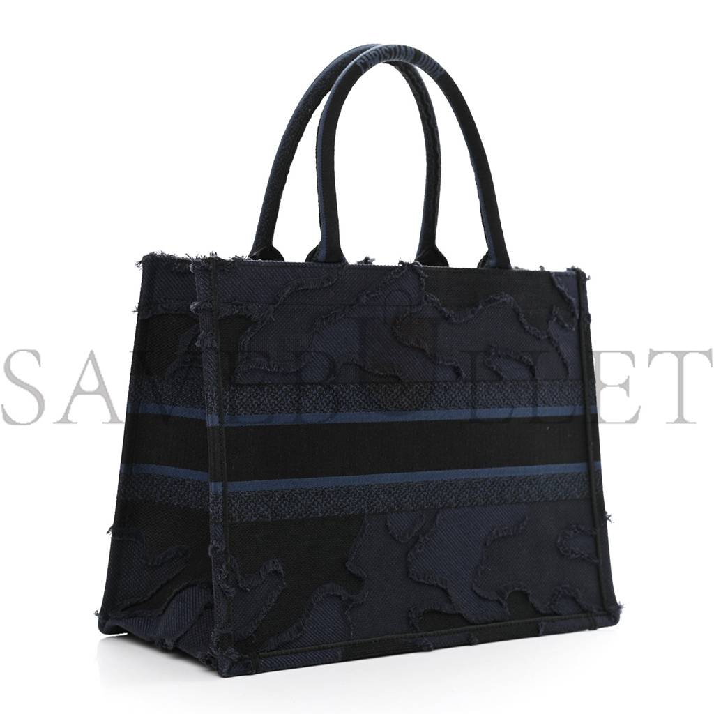 D*or canvas embroidered camouflage book tote blue (36*27*16.5cm)