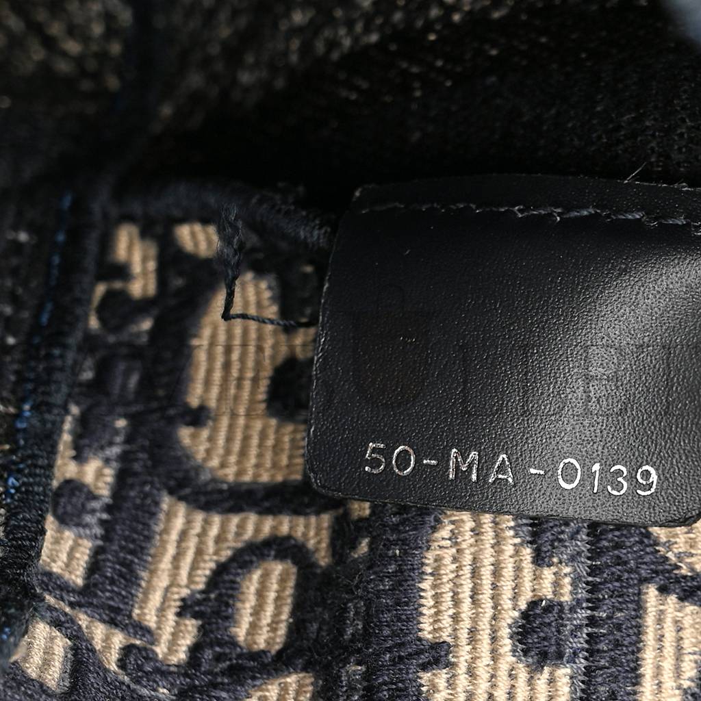 D*or oblique backpack blue white (36*28*11.4cm)