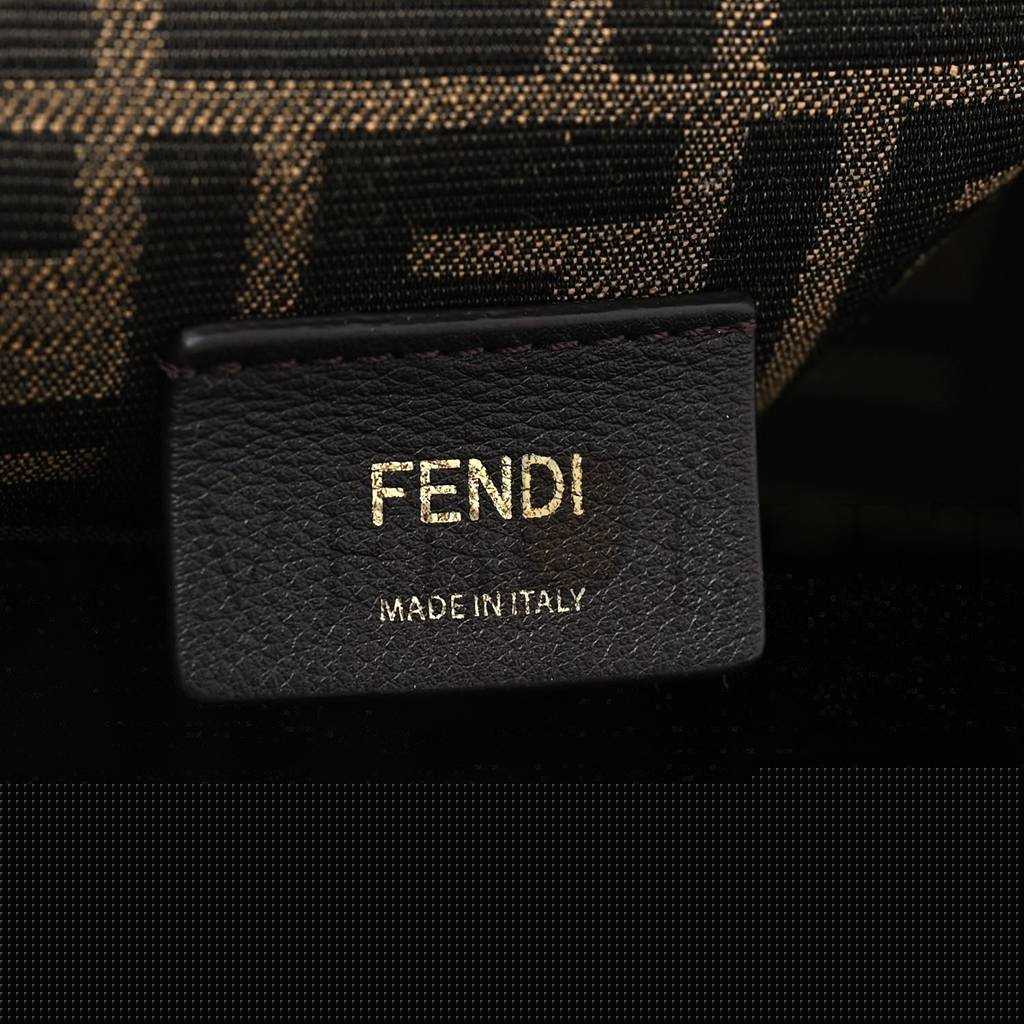 F**di shiny nappa medium F**di first caramello (30*25*10cm)