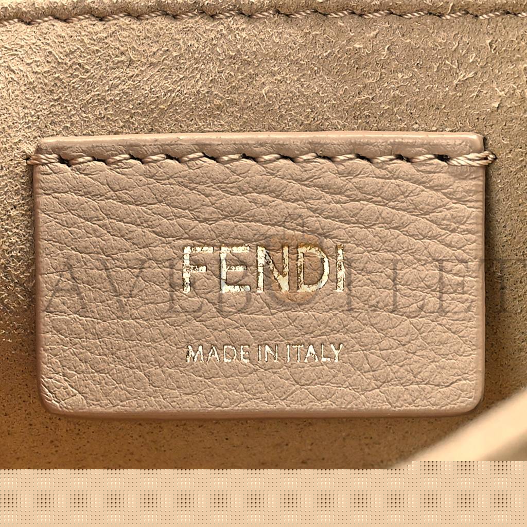 F**di vitello liberty bi-color ff 1974 embossed chain strap kan u shoulder bag black maya (25*20*8cm)