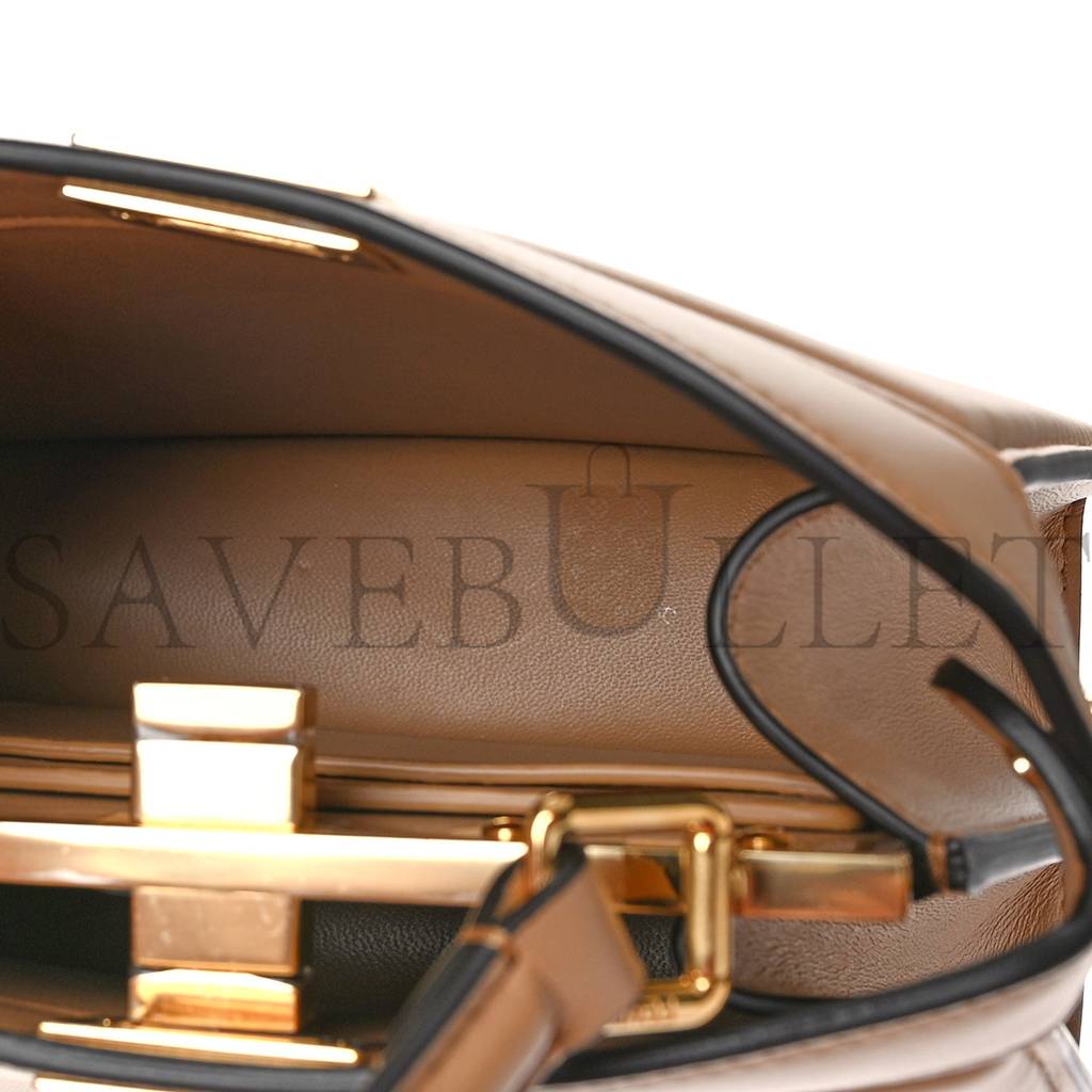 F**di shiny nappa petite peekaboo i see u satchel miele scuro (20*15*9cm)